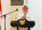 Ketua Umum YK ROMBSIS Indonesia Hj. Andi Idhanursanty Buka Pelatihan Public Speaking