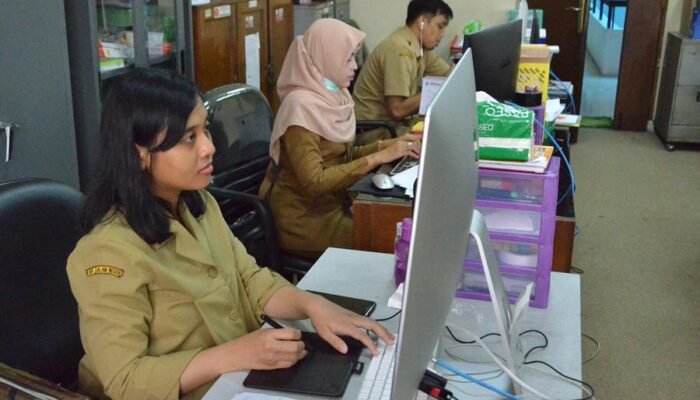 Jam Kerja ASN Bakal Diubah, Masuk Kantor Senin-Rabu, Kamis-Jumat WFH