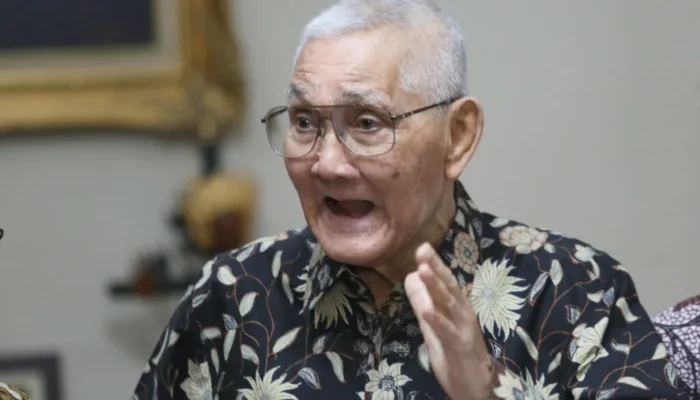 Wakil Presiden Ke-6 RI Try Sutrisno Tutup Usia Saat Jalani Perawatan di RSPAD Jakarta